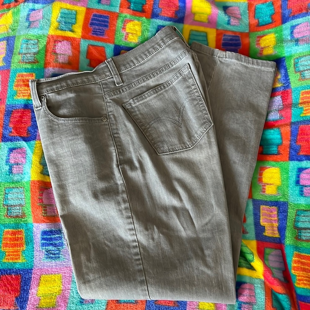Levi’s size 10 gray relaxed tapered 550 jeans